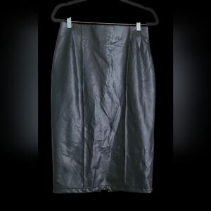 BOLD elements Black Midi Skirt